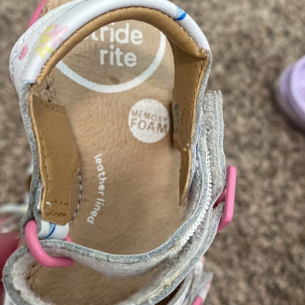 Stride Rite Sandals - Picture 4 of 5